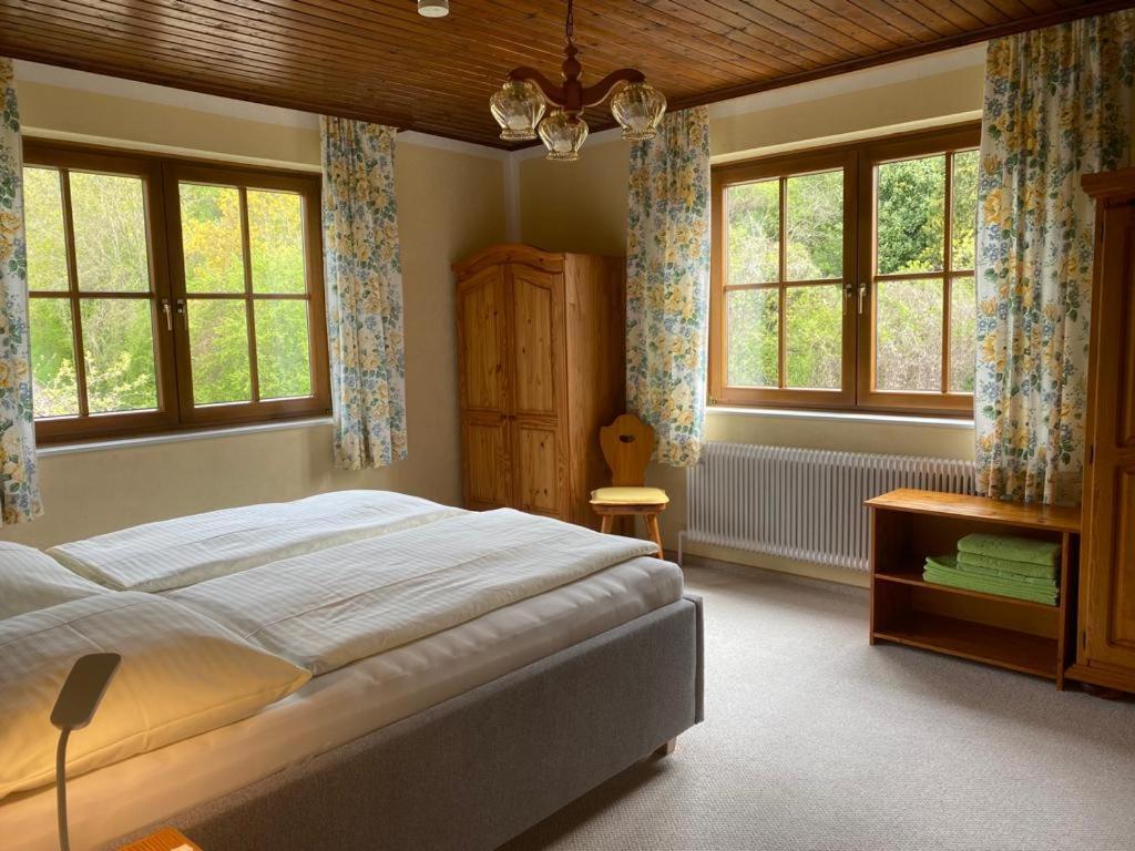 Haus Lindenhofer Apartment Emmersdorf an der Donau Room photo